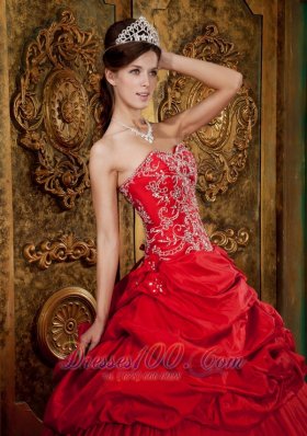 Taffeta Beading and Appliques Decorate Red Quinceanera Dress