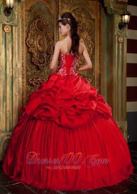 Taffeta Beading and Appliques Decorate Red Quinceanera Dress