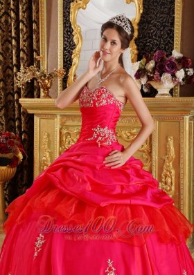 Sweetheart Taffeta Beading Red Quinceanera Dress Ball Gown