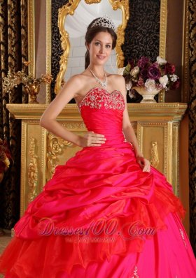 Sweetheart Taffeta Beading Red Quinceanera Dress Ball Gown