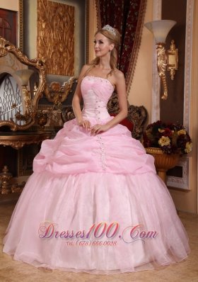 Baby Pink Organza Appliques Dresses for A Quinceanera