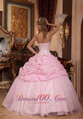 Baby Pink Organza Appliques Dresses for A Quinceanera