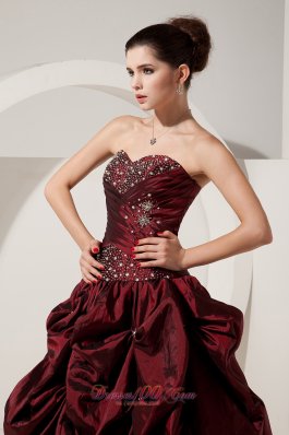 A-line Beading Taffeta Burgundy Dresses for Quinceaneras