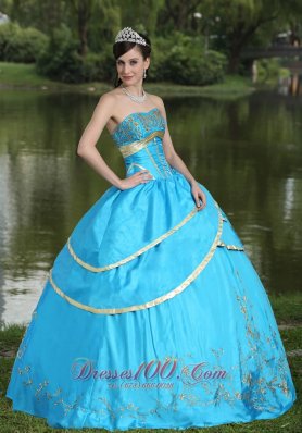 Blue Taffeta and Satin Embroidery 2013 Quinceanera Gowns