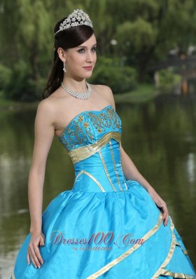 Blue Taffeta and Satin Embroidery 2013 Quinceanera Gowns