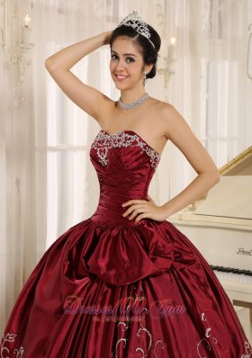 Beaded and Embroidery Decorate Wine Red Quinceanera Dress