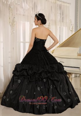 Appliqued Decorate Strapless Black Quinceanera Dress