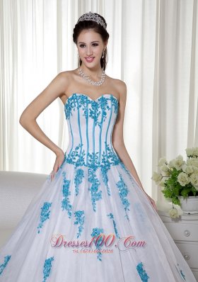 White Ball Gown Sweetheart Appliques Sweet 16 Dresses