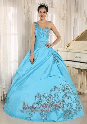 One Shoulder Baby Blue Quinceanera Dress Appliques and Beading