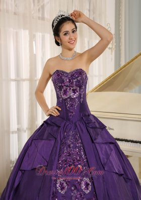 Eggplant Purple Sweetheart Taffeta Embroidery Quinceanera Dress