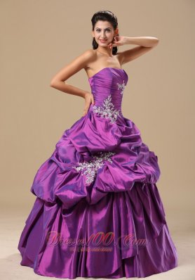 Strapless Appliques Decorate Pick-ups Purple Dresses Of 15