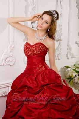 Red Pick-ups Beading appliques Quinceanera Gown