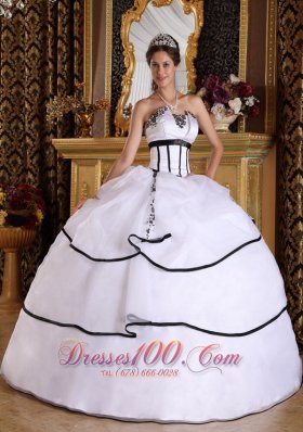 2013 White White Black Appliques Sweet 16 Dress