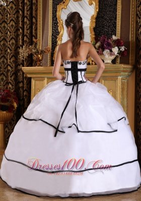 2013 White White Black Appliques Sweet 16 Dress