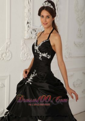 Pretty Black Halter Pick-ups Taffeta Sweet 16 Dress