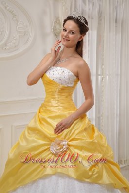 For Sale Yellow and White Flower Sweet 16 Dress