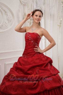 Wine Red Ruffles Taffeta Strapless Dress for Quinceanera