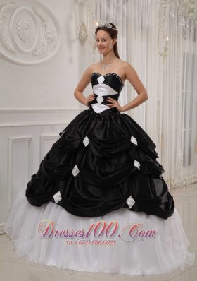 Black and White Beading Pick-ups Quinceanera Dress