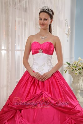 Cheap Red and White Appliques Sweetheart Quinceanera Dress