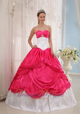 Cheap Red and White Appliques Sweetheart Quinceanera Dress