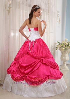 Cheap Red and White Appliques Sweetheart Quinceanera Dress