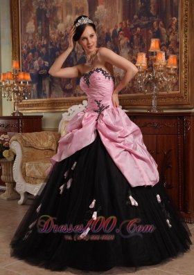 Rose Pink and Black Hand Flowers Dress for Quinceanera