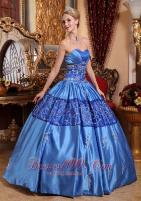 Custom Blue Quinceanera Dress Embroidery Quinceanera Dress