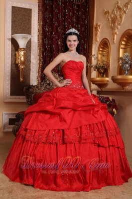 Amazing Red Quinceanera Dress Taffeta Appliques Beading