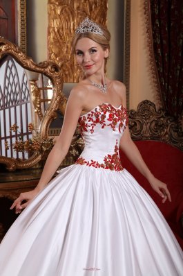 White Quinceanera Dress Red Appliques Taffeta Sweetheart