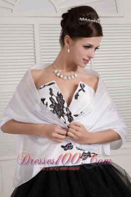 Black White V-neck Embroidery Floor-length Quinceanera Dress