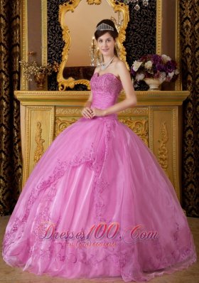 Pink Appliques Organza Sweetheart Ball Gown for Sweet 16