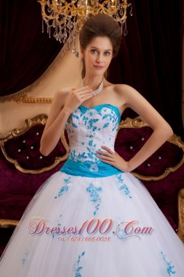 White A-line Ball Gown for Sweet 16 Sweetheart Appliques