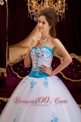 White A-line Ball Gown for Sweet 16 Sweetheart Appliques