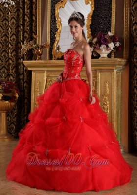 Red Pick-ups Appliques Floor-length Quinceanera Dress