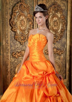 Spring Orange Sweetheart Appliques Quinceanera Dress