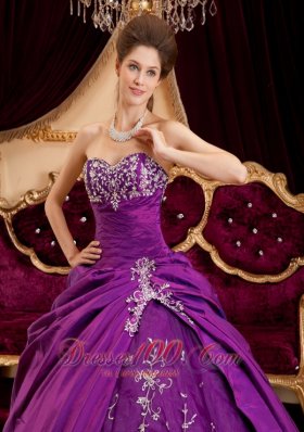 Purple Sweetheart Appliques Floor-length Quinceanera Dress