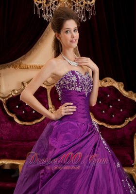 Purple Sweetheart Appliques Floor-length Quinceanera Dress