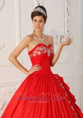 Red Sweet 16 Dress Sweetheart Embroidery and Beading