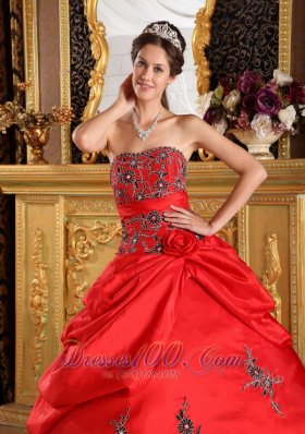 Red Embroidery Strapless Floor-length Sweet 16 Dress