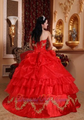 Appliques Pick-ups Quinceanera Dress Red Beading