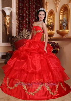 Appliques Pick-ups Quinceanera Dress Red Beading