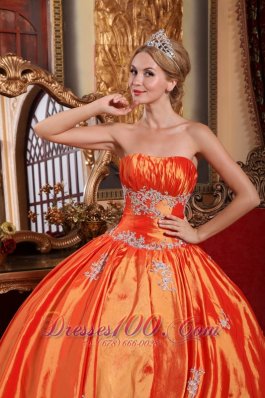 Winter Orange Red Floor-length Appliques Sweet 16 Dress