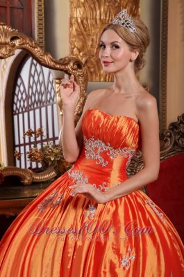 Winter Orange Red Floor-length Appliques Sweet 16 Dress