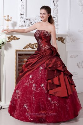 Wine Red Taffeta Organza Embroidery Quinceanera Dress