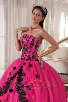 Classic Hot Pink Appliques Bead Strapless Quinceanea Dress