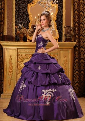 Trendy Purple Bead Appliques Sweetheart Quinceanea Dress