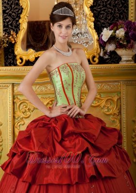 Red Quinceanera Dress Strapless Appliques Floor-length