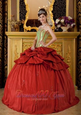 Red Quinceanera Dress Strapless Appliques Floor-length