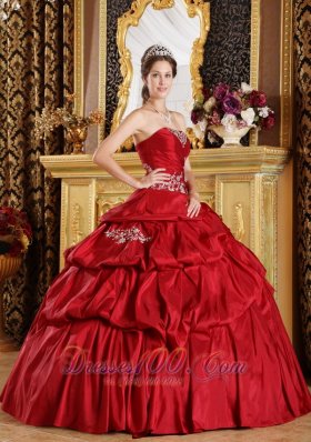 Wine Red Quinceanera Dress Strapless Floor-length Appliques