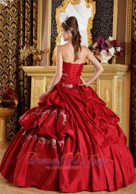 Wine Red Quinceanera Dress Strapless Floor-length Appliques